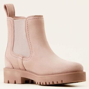 Ariat Wexford Lug Chunky Boot In Dusty Rose Suede  Size 8